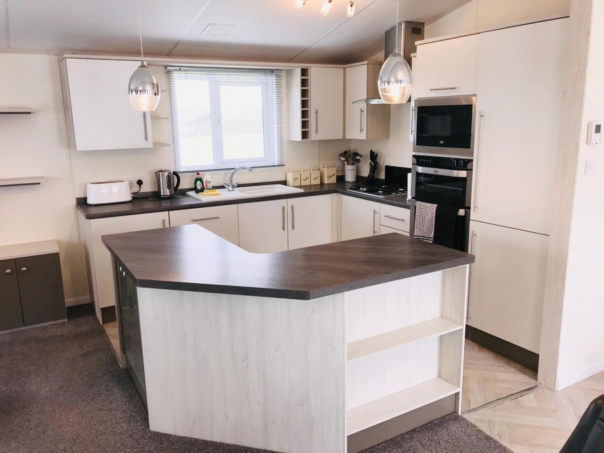 2 Bedroom Lodge, Og30, Shanklin, Isle Of Wight ภายนอก รูปภาพ